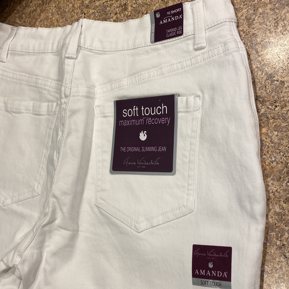 NWT Gloria Vanderbilt Amanda White Jeans 10 Short Classic Rise Tapered Leg - Picture 7 of 14